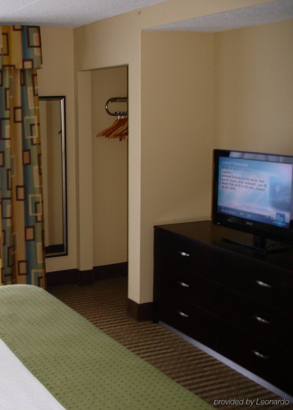 Holiday Inn Express North Myrtle Beach - Little River By Ihg Room photo